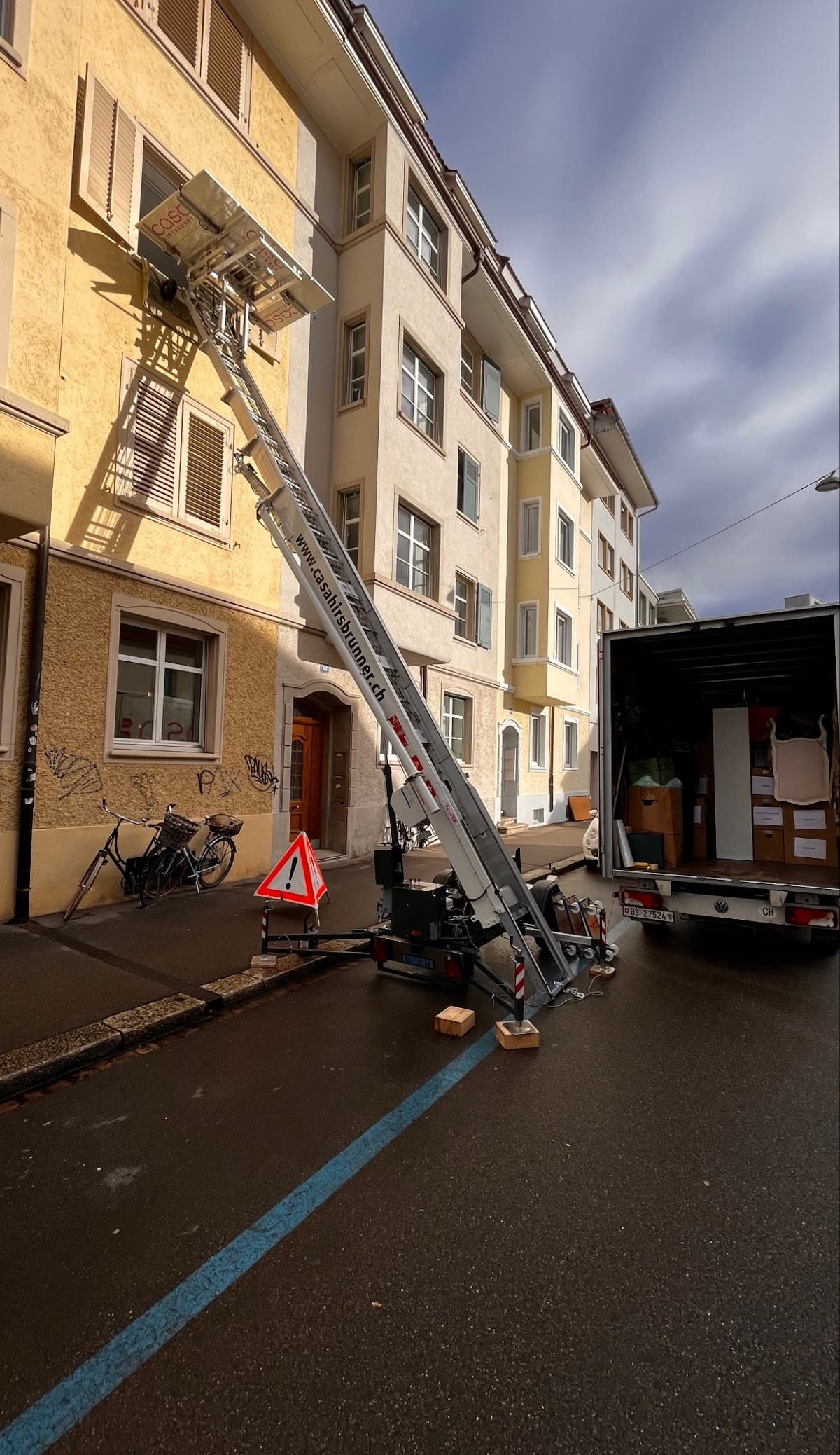 Casa Hirsbrunner AG